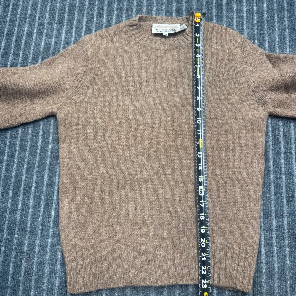 The Shetland Workshop Crewneck Sweater MEDIUM Brown 100% Wool Pullover (2227)
